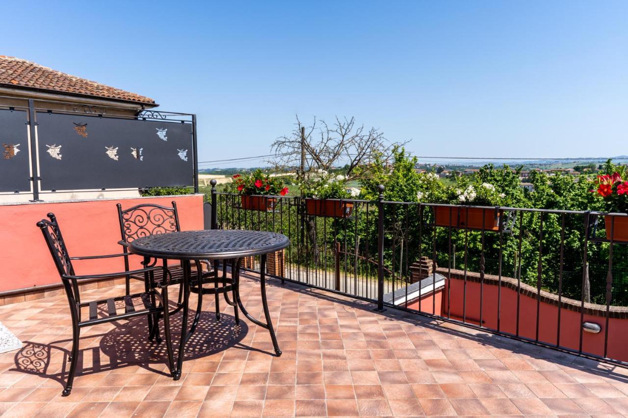 Agriturismo Tenuta La Meridiana Montegrosso dʼAsti Dış mekan fotoğraf